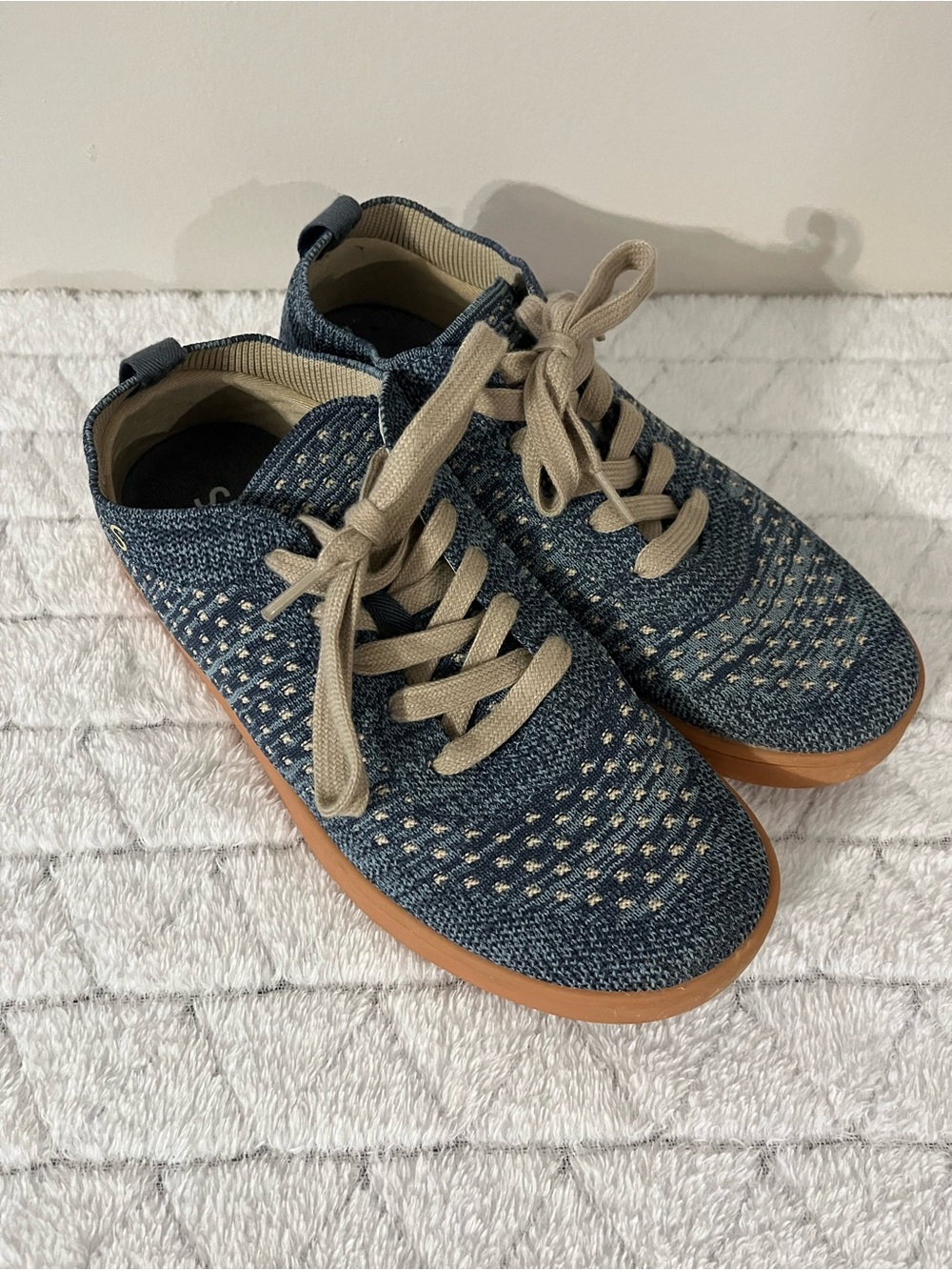 Suavs Knit Casual Shoe in Denim Blue and Tan Sz 7.5 Women - Picture 2 of 9